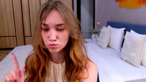 Elizabeth online show from 19, 3, 2026