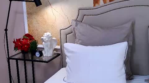 Snapshot of elizabethcash chatting on 19, 6, 2026 Elizabeth online show from 19, 6, 2026
