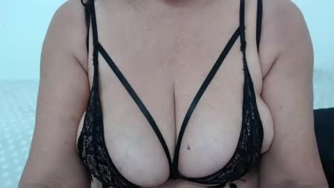 Snapshot of elizabethmiler chatting on 28, 7, 2026 ElizabethMiler online show from 28, 7, 2026