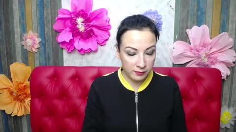 ElizabethSho online show from 18, 10, 2025