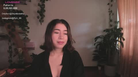 Snapshot of elizabethz chatting on 9, 5, 2026 Tuli online show from 9, 5, 2026