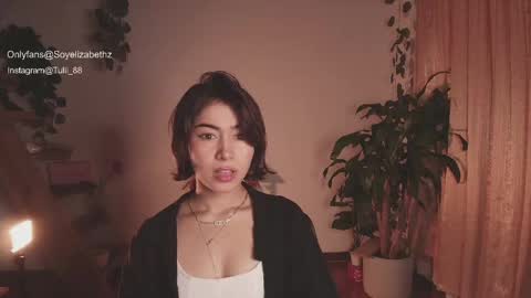 Snapshot of elizabethz chatting on 30, 5, 2026 Tuli online show from 30, 5, 2026