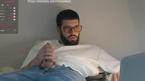 Snapshot of ella2oo4 chatting on 7, 4, 2026 Chris online show from 7, 4, 2026