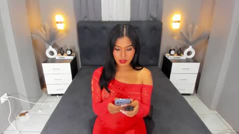 Snapshot of ella______ chatting on 4, 12, 2024 Ella online show from 4, 12, 2024