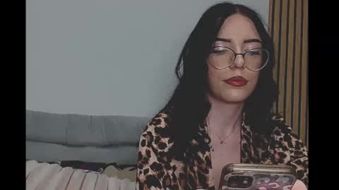 Chloe online show from 10, 1, 2026