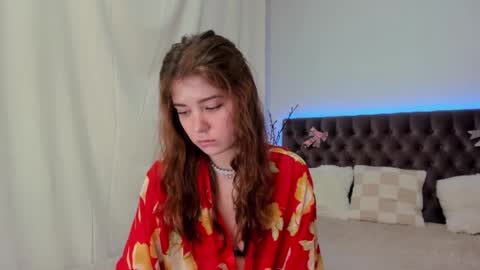 Snapshot of ella_mayers chatting on 15, 2, 2025 Ella Mayers online show from 15, 2, 2025