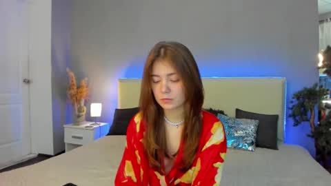 Snapshot of ella_mayers chatting on 23, 2, 2025 Ella Mayers online show from 23, 2, 2025