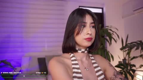 Snapshot of ella_owen chatting on 9, 6, 2026 ELLA OWEN online show from 9, 6, 2026