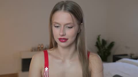 Ella online show from 4, 6, 2026