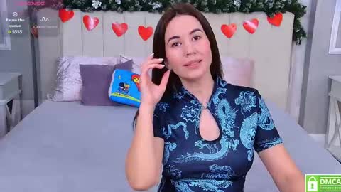 Ella online show from 26, 2, 2025