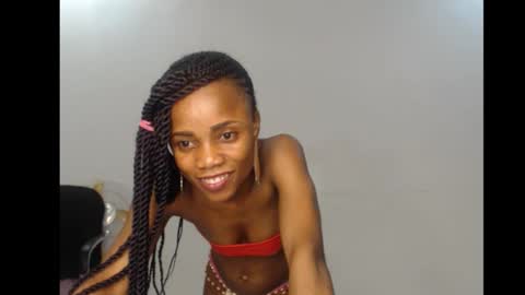 Snapshot of ellababy8 chatting on 24, 9, 2025 ella online show from 24, 9, 2025