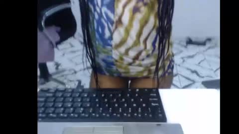 Snapshot of ellababy8 chatting on 1, 10, 2025 ella online show from 1, 10, 2025