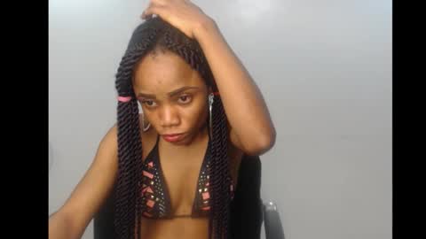 Snapshot of ellababy8 chatting on 5, 10, 2025 ella online show from 5, 10, 2025