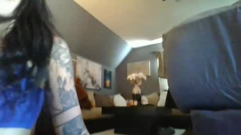 Ella online show from 16, 1, 2026