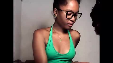 Snapshot of ellah245 chatting on 3, 5, 2026 ellah245 online show from 3, 5, 2026