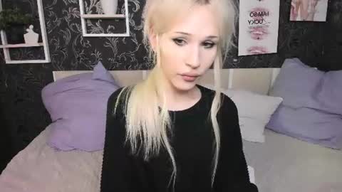 Snapshot of ellajoiness chatting on 22, 6, 2026 ellajoiness online show from 22, 6, 2026
