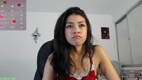 Snapshot of ellajonz chatting on 6, 6, 2026 Ella Amoneth online show from 6, 6, 2026
