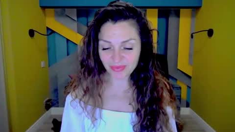 EllaLongs online show from 3, 12, 2024