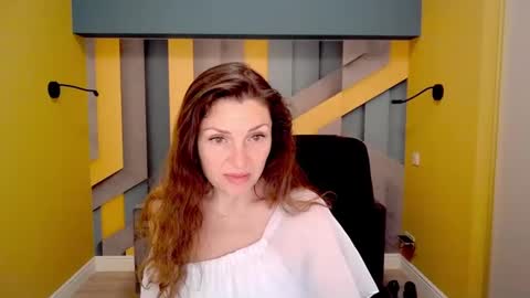 EllaLongs online show from 22, 2, 2025