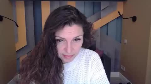 EllaLongs online show from 21, 10, 2025