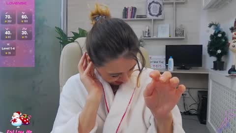            online show from 19, 12, 2024