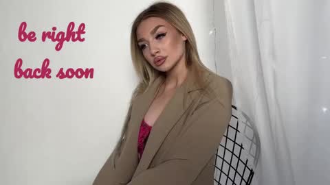 ellamilla online show from 1, 4, 2026