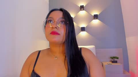 Snapshot of ellamontoya chatting on 8, 2, 2025 Ella online show from 8, 2, 2025