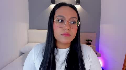 Snapshot of ellamontoya chatting on 18, 2, 2025 Ella online show from 18, 2, 2025