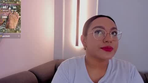 Ella online show from 6, 11, 2025