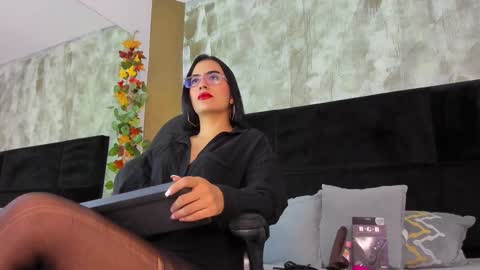 Snapshot of ellaochoa chatting on 7, 2, 2025 ella online show from 7, 2, 2025