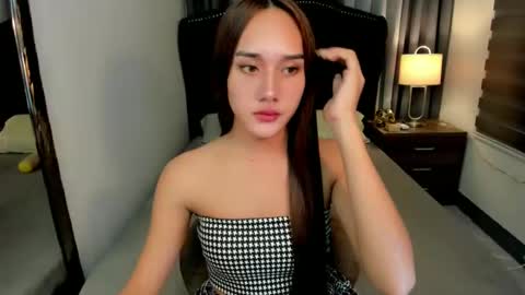 Snapshot of ellats_18 chatting on 3, 2, 2025 Sophia online show from 3, 2, 2025