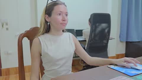 Snapshot of ellcrys chatting on 17, 10, 2025 im Elsa lets go Subscribe to my OF and Youtube -35 online show from 17, 10, 2025