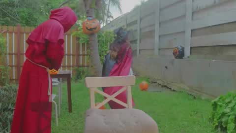 Snapshot of ellcrys chatting on 31, 10, 2025 im Elsa lets go Subscribe to my OF and Youtube -35 online show from 31, 10, 2025