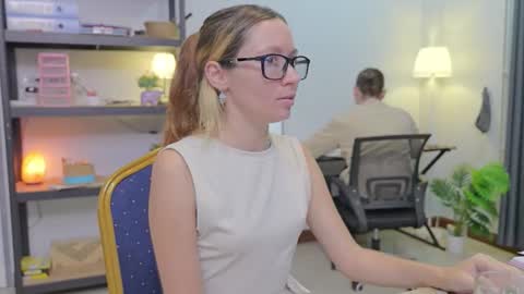 Snapshot of ellcrys chatting on 18, 11, 2025 im Elsa lets go Subscribe to my OF and Youtube -35 online show from 18, 11, 2025