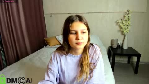 elle_ellise online show from 30, 9, 2025