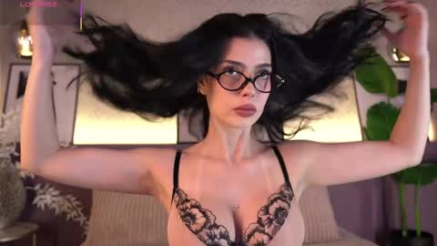 Elle Diane online show from 13, 4, 2026