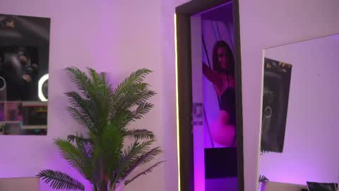 Snapshot of ellenkarter chatting on 6, 5, 2026 EllenKarter online show from 6, 5, 2026