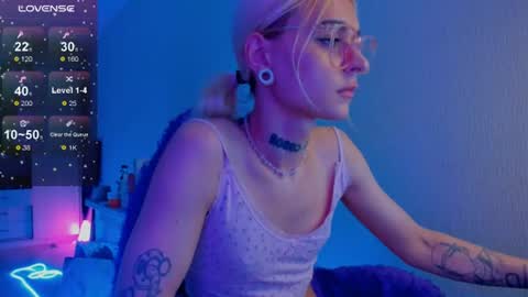 Ellie online show from 3, 8, 2026