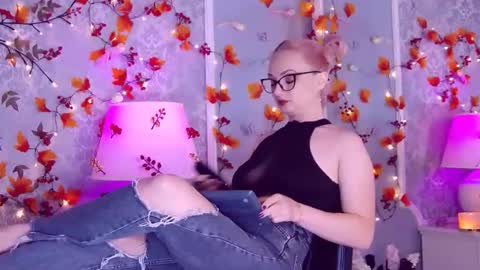 Snapshot of ellianareese chatting on 12, 9, 2025 Elliana online show from 12, 9, 2025