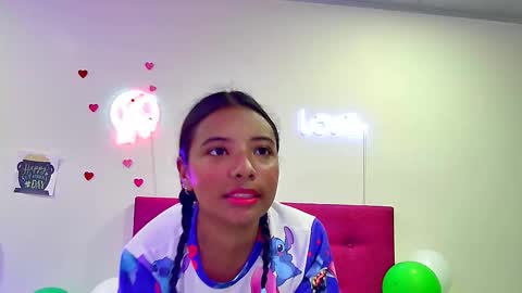 ellie_cute7 online show from 24, 3, 2026