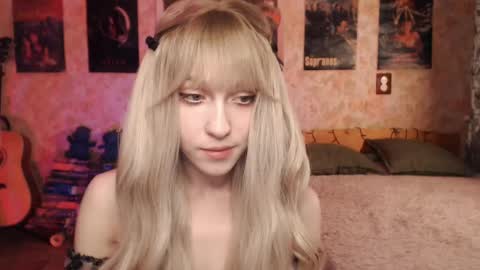 Snapshot of ellie_friendly chatting on 10, 3, 2025 ellie_friendly online show from 10, 3, 2025