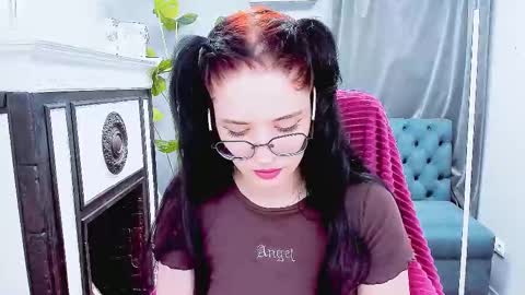 ellie_magic online show from 1, 3, 2025
