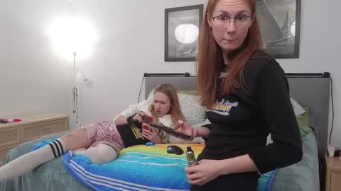 Snapshot of ellie_murphy chatting on 12, 10, 2025 Ellie Murphy online show from 12, 10, 2025