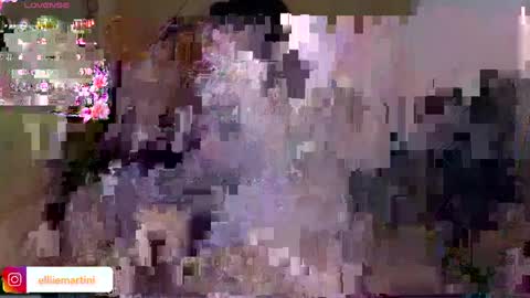 Snapshot of elliemartinni chatting on 2, 10, 2025 Ellie Martinni online show from 2, 10, 2025