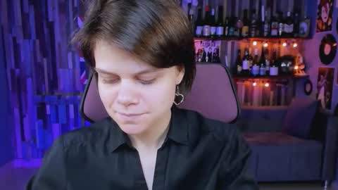 elliemurler online show from 21, 9, 2025