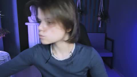 elliemurler online show from 17, 10, 2025