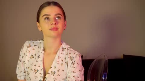 just Emily  online show from 14, 12, 2024