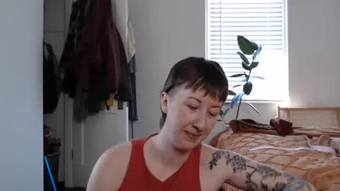 Snapshot of ellierowyn chatting on 5, 3, 2026 Ellie Rowyn online show from 5, 3, 2026