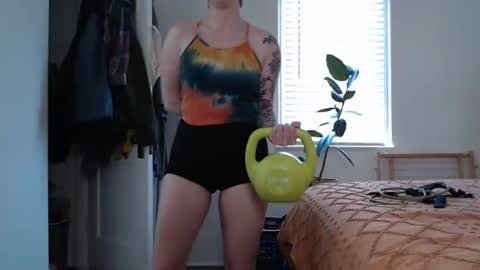 Snapshot of ellierowyn chatting on 12, 3, 2026 Ellie Rowyn online show from 12, 3, 2026