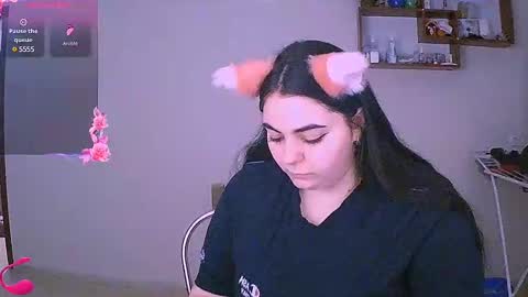 Snapshot of ellies_8 chatting on 18, 2, 2025 Ellie online show from 18, 2, 2025